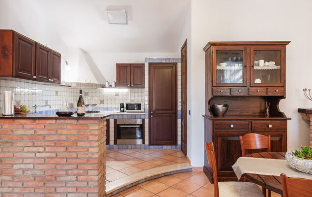 Nicole con Dependance - Photo 9